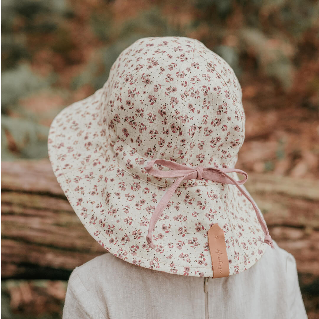 Wanderer' Panelled Bucket Sun Hat - Ruby / Rosa