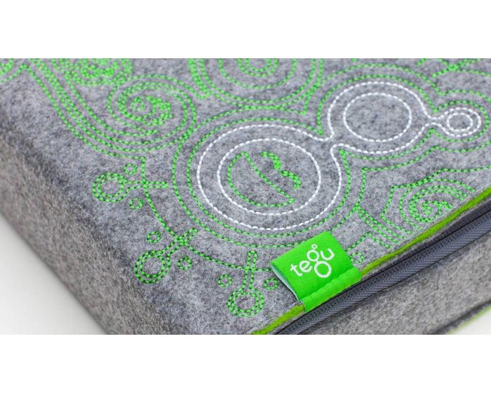 Tegu Travel Tote