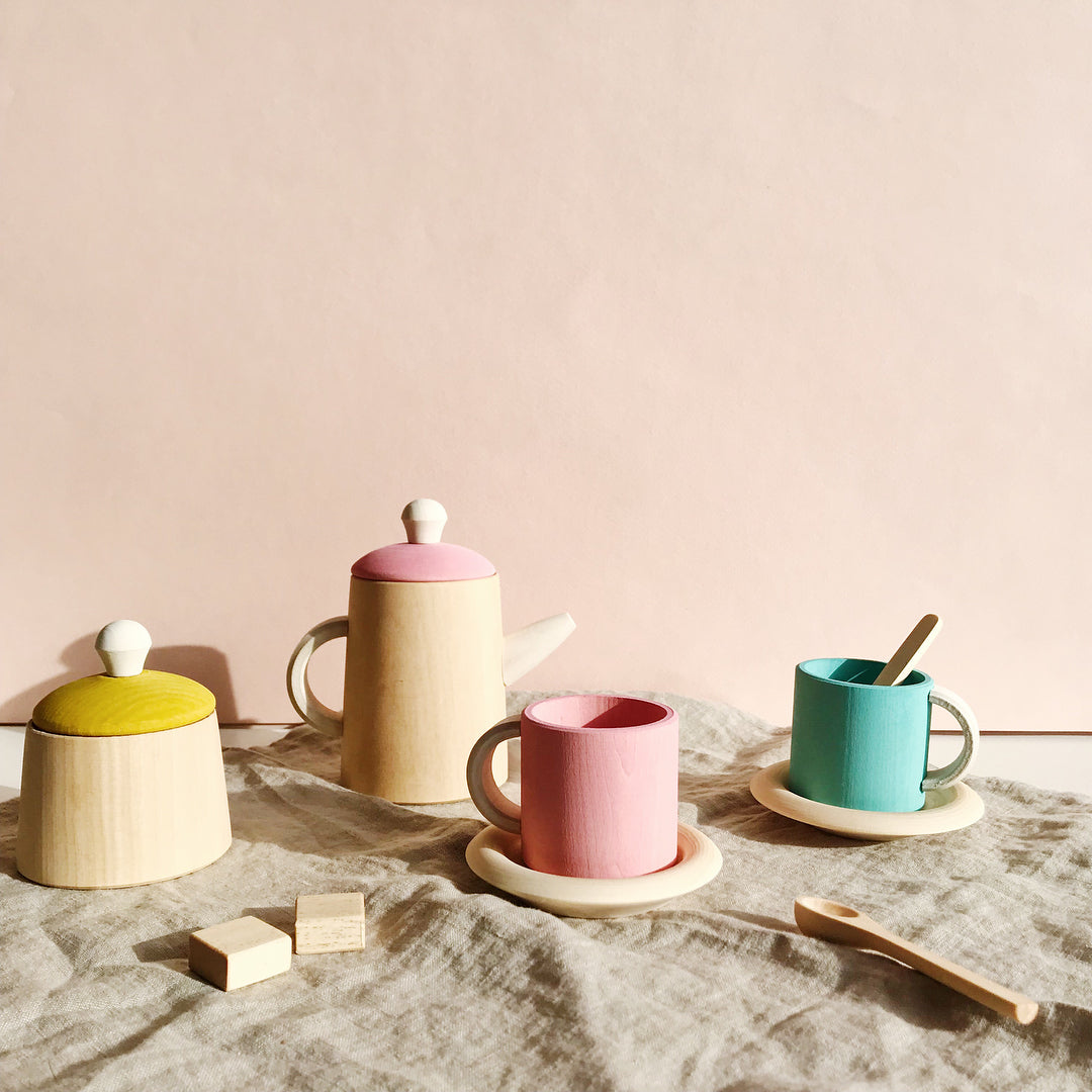 Tea Set Mustard and Pink