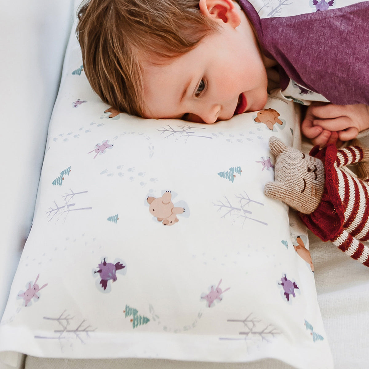 Bamboo Cotton Jersey Toddler Pillowcase – Snow Angels