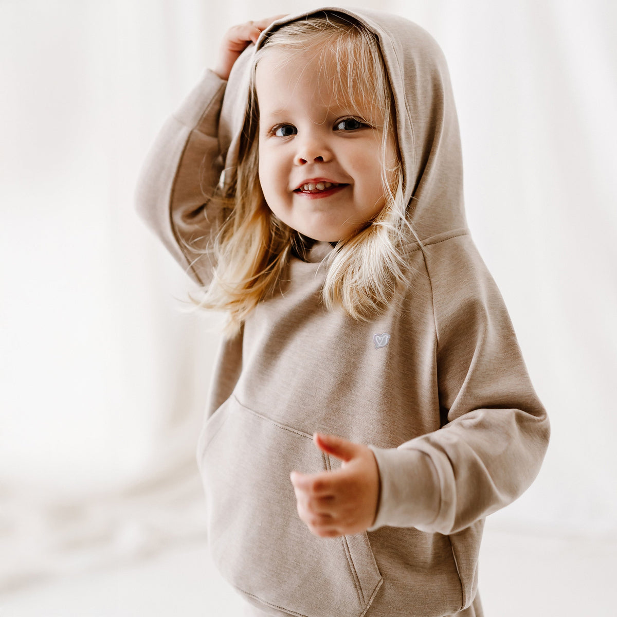 Bamboo Cotton Basics Hoodie – Warm Taupe