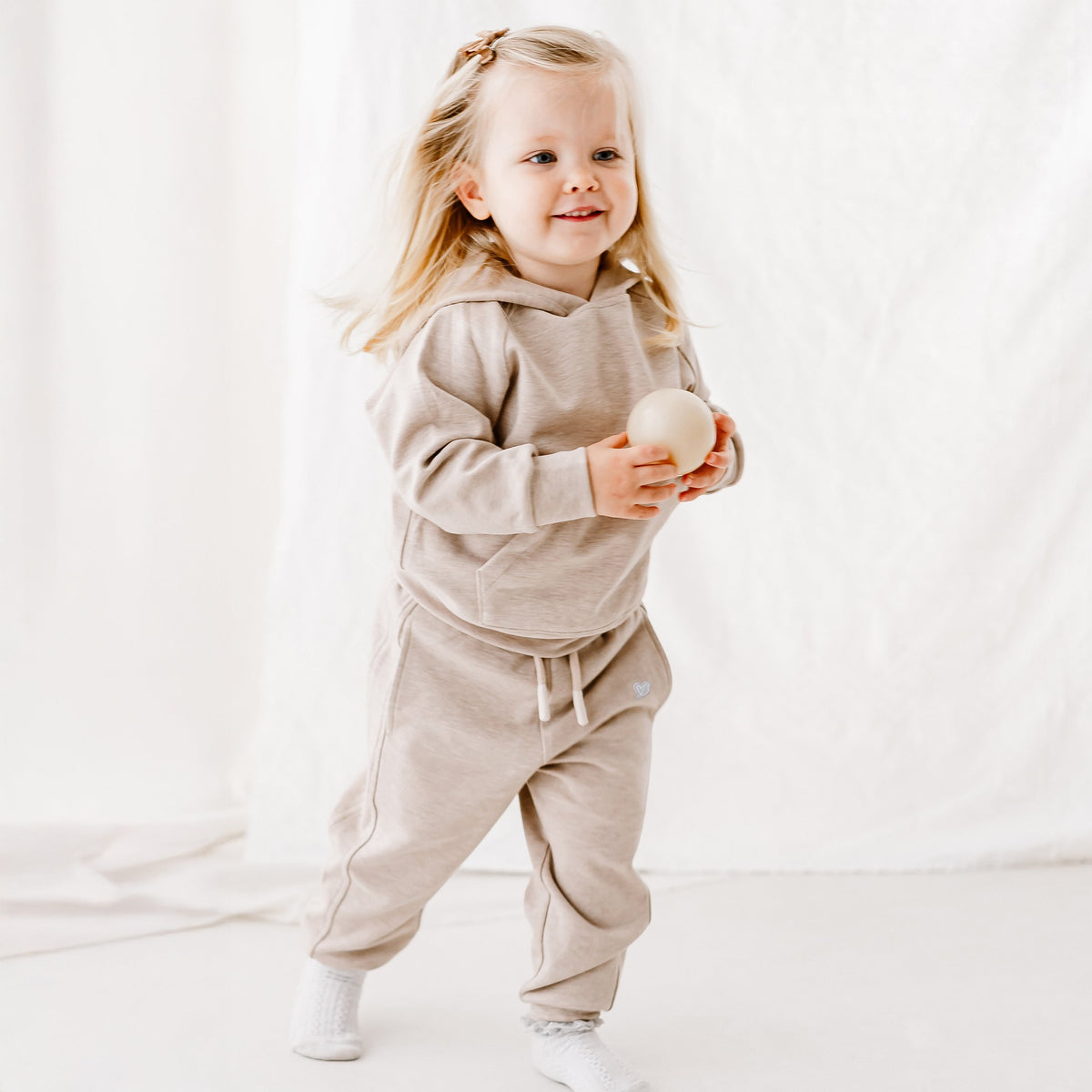 Bamboo Cotton Basics Hoodie – Warm Taupe