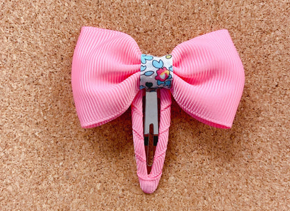 Small bowtie bow