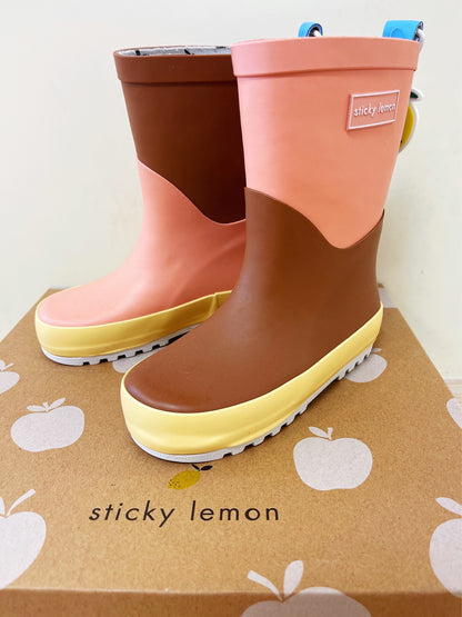 RAIN BOOTS - COLOURBLOCKING - WILLOW BROWN + BERRY SWIRL + VANILLA SORBET